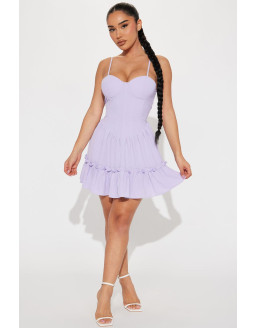 فستان بنفسجي