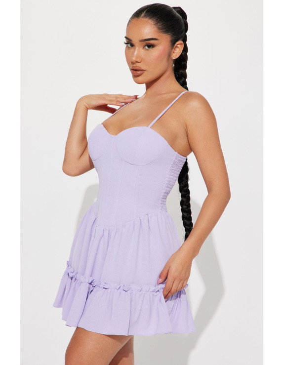 فستان بنفسجي