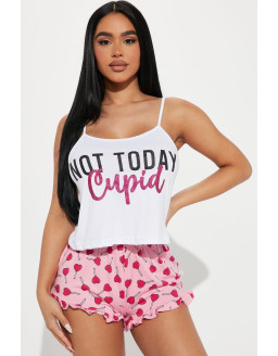 بيجاما وردية