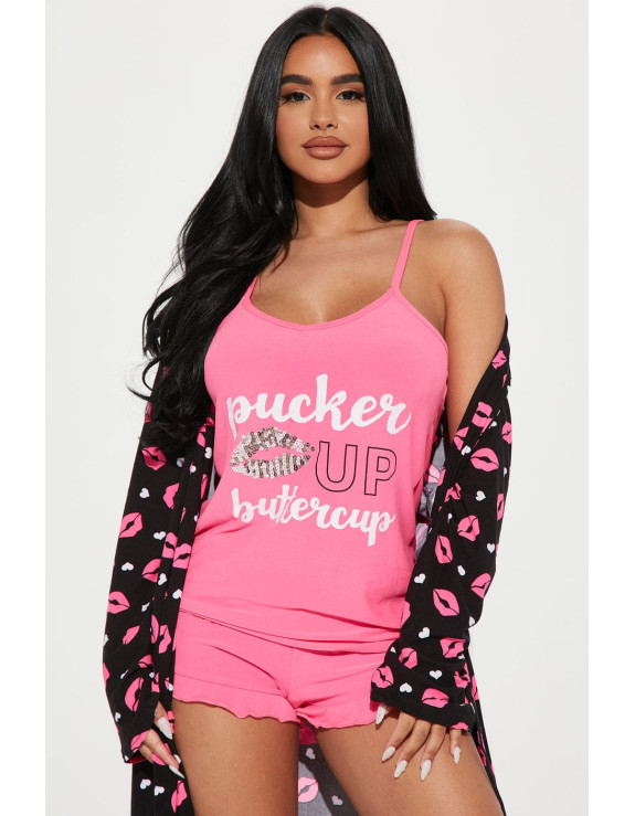 بيجاما وردية مع جاكيت