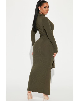 فستان زيتي طويل